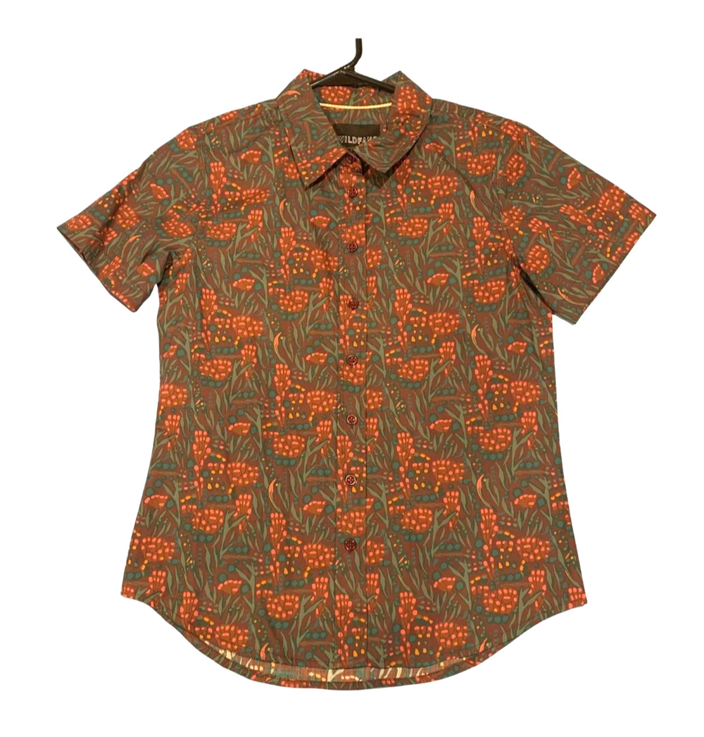 Wildfang Unisex Essential Button Up Shirt Size XS NEW Merlot Flowerbed Colorful